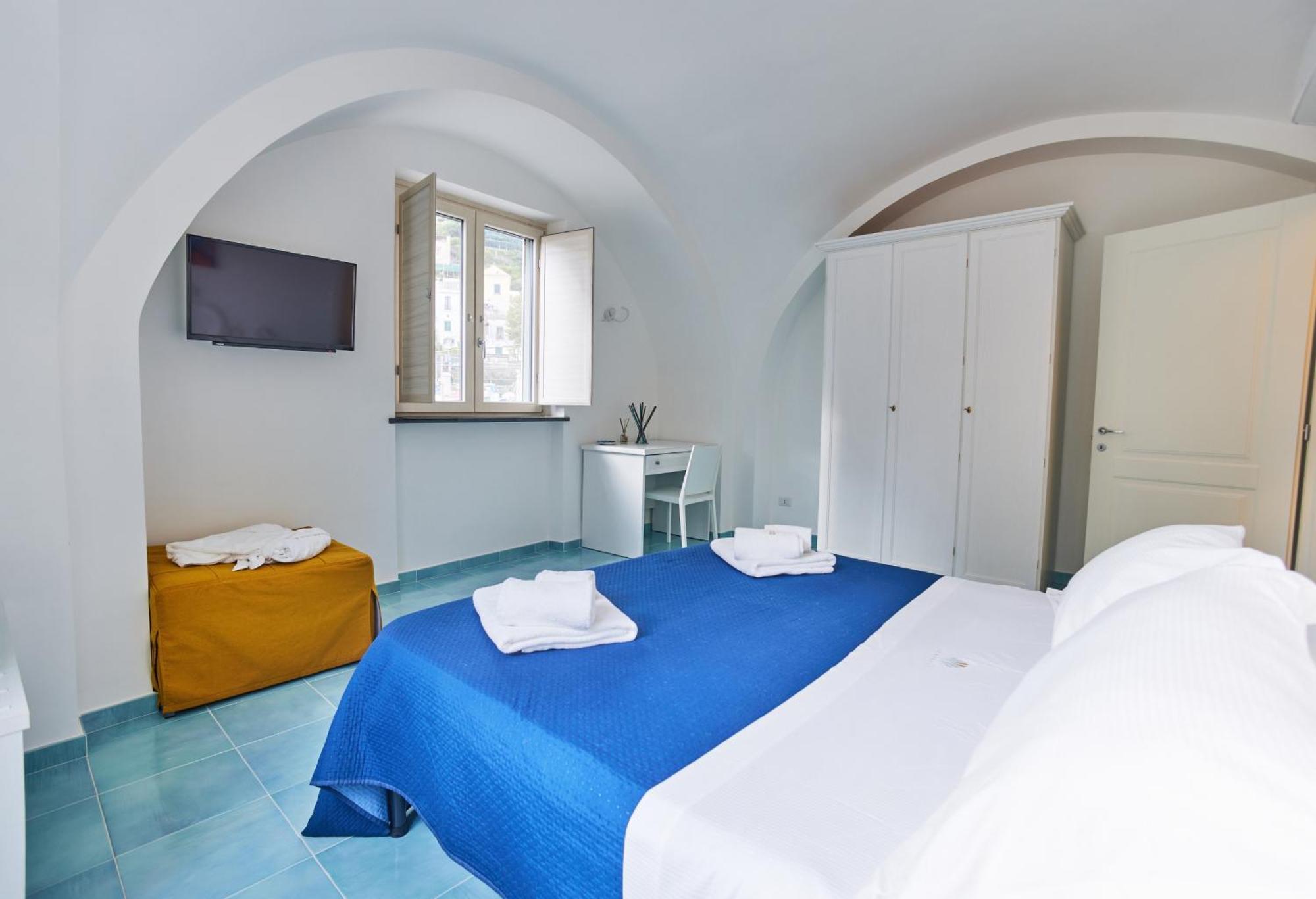 Seashell Apartment Minori Exterior photo